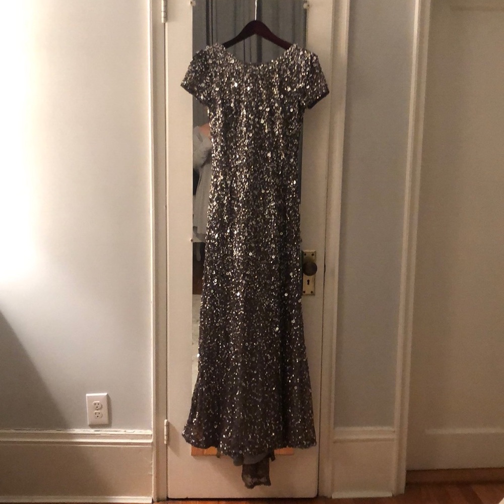 Adrianna Papell Short Sleeve Sequin Gown Gray